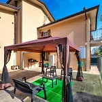 Guesthost - Casa Delle Vacanze Apartment